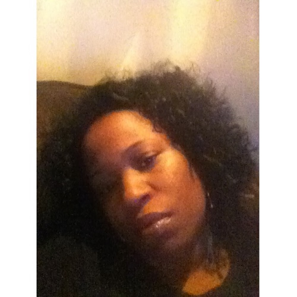 Meet your Posher, Daneshia